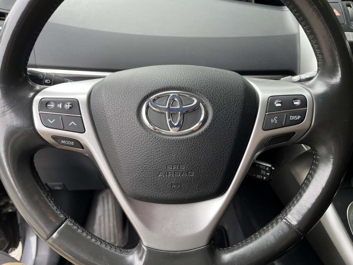Toyota Verso - 10