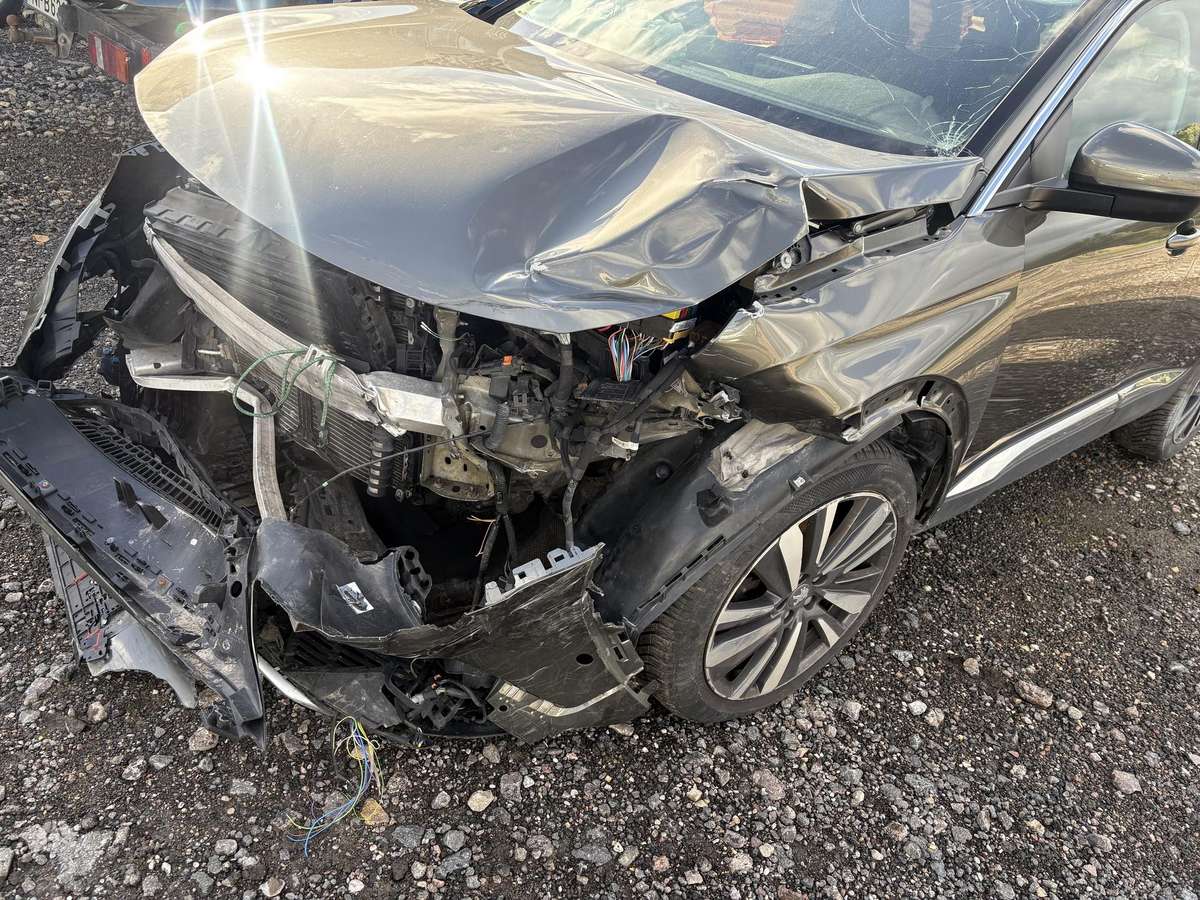 Peugeot 3008 - 11