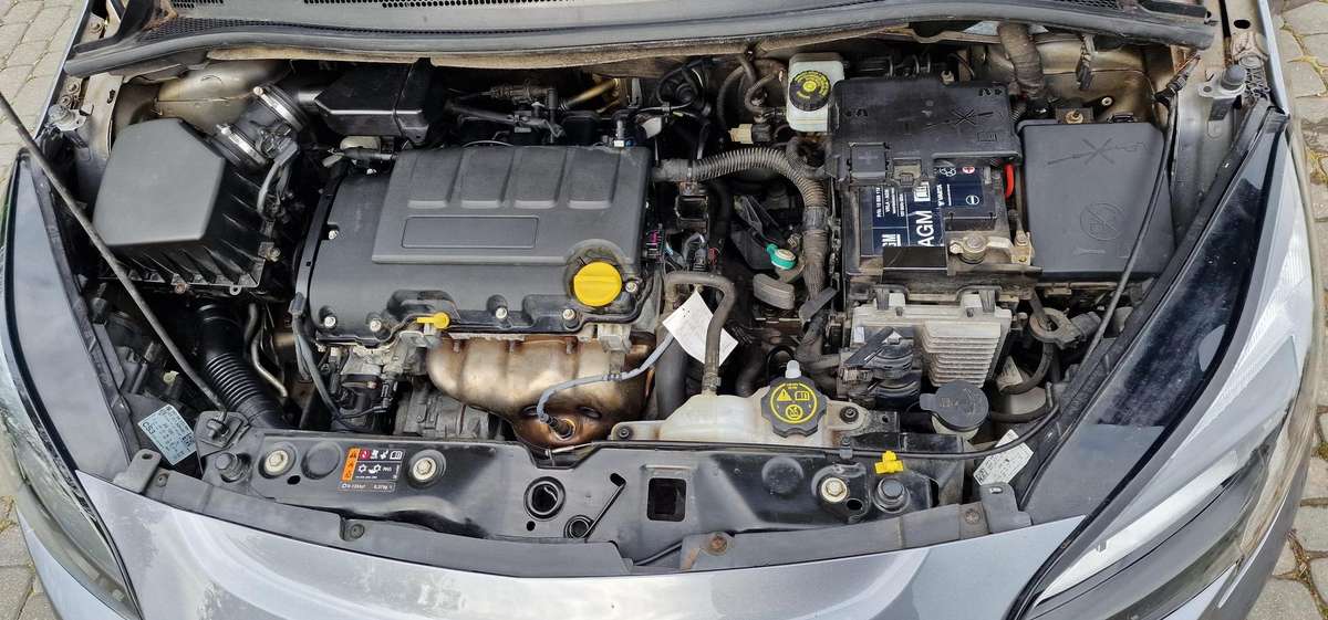 Opel Corsa, 1.4 l., hatchback