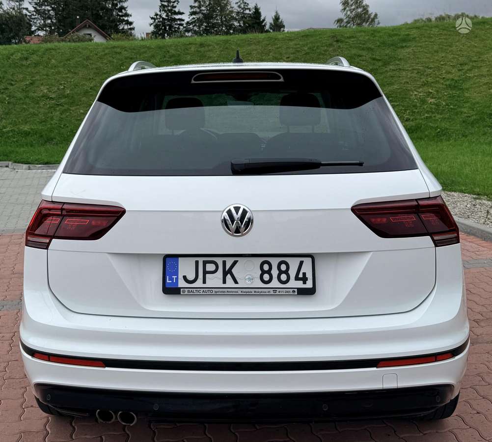 Volkswagen Tiguan - 7