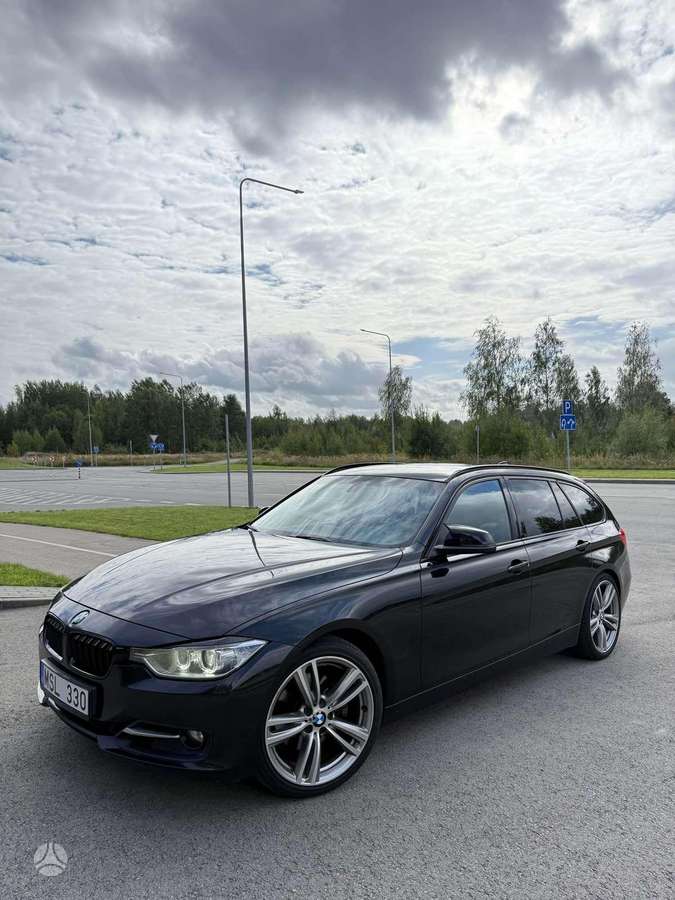 BMW 330 - 3
