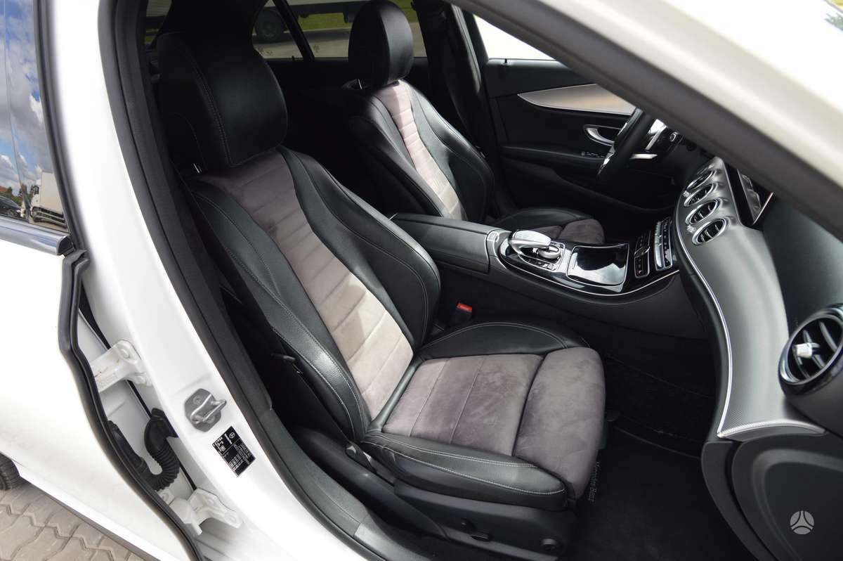 Mercedes-Benz E350 - 12