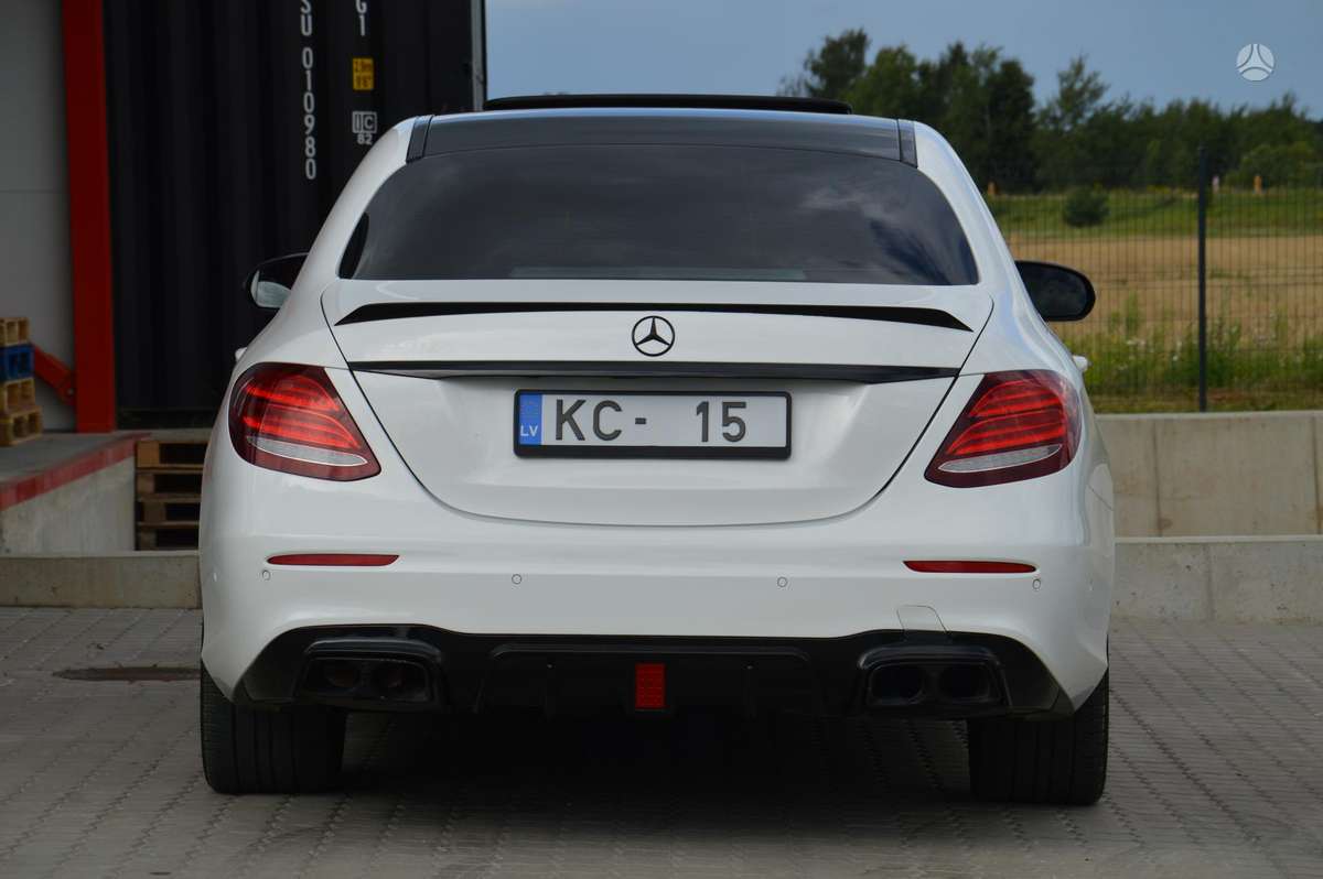 Mercedes-Benz E350 - 5