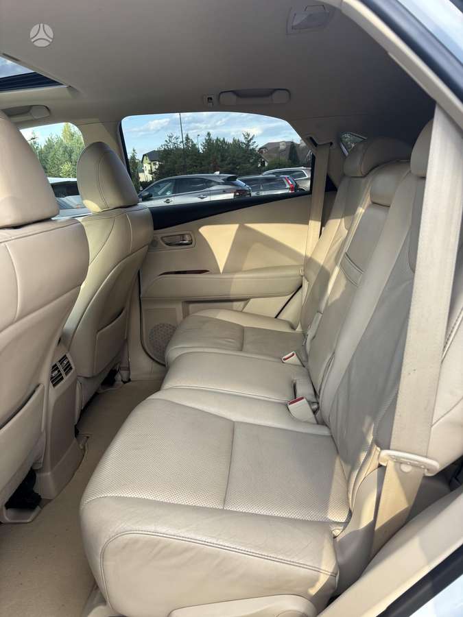 Lexus RX 450h - 9