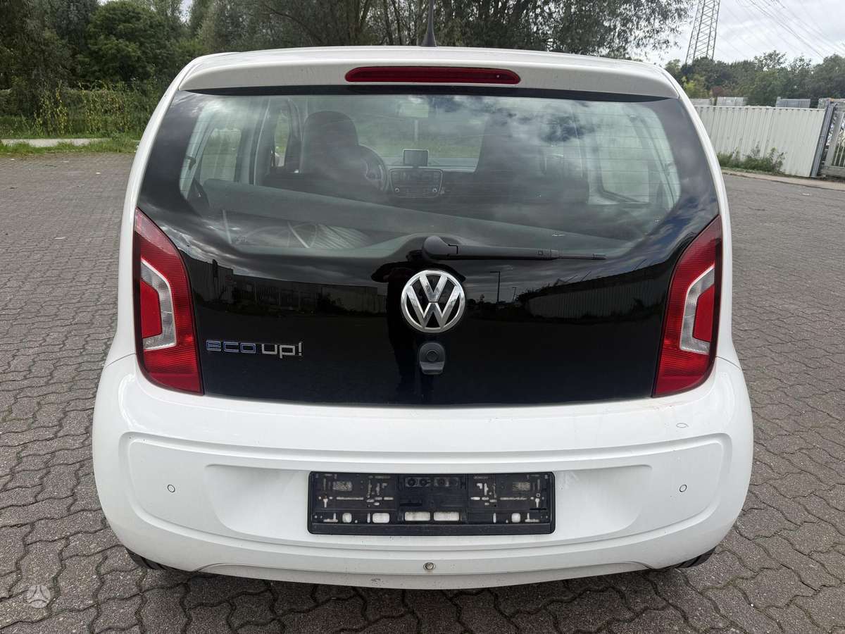 Volkswagen Up - 8