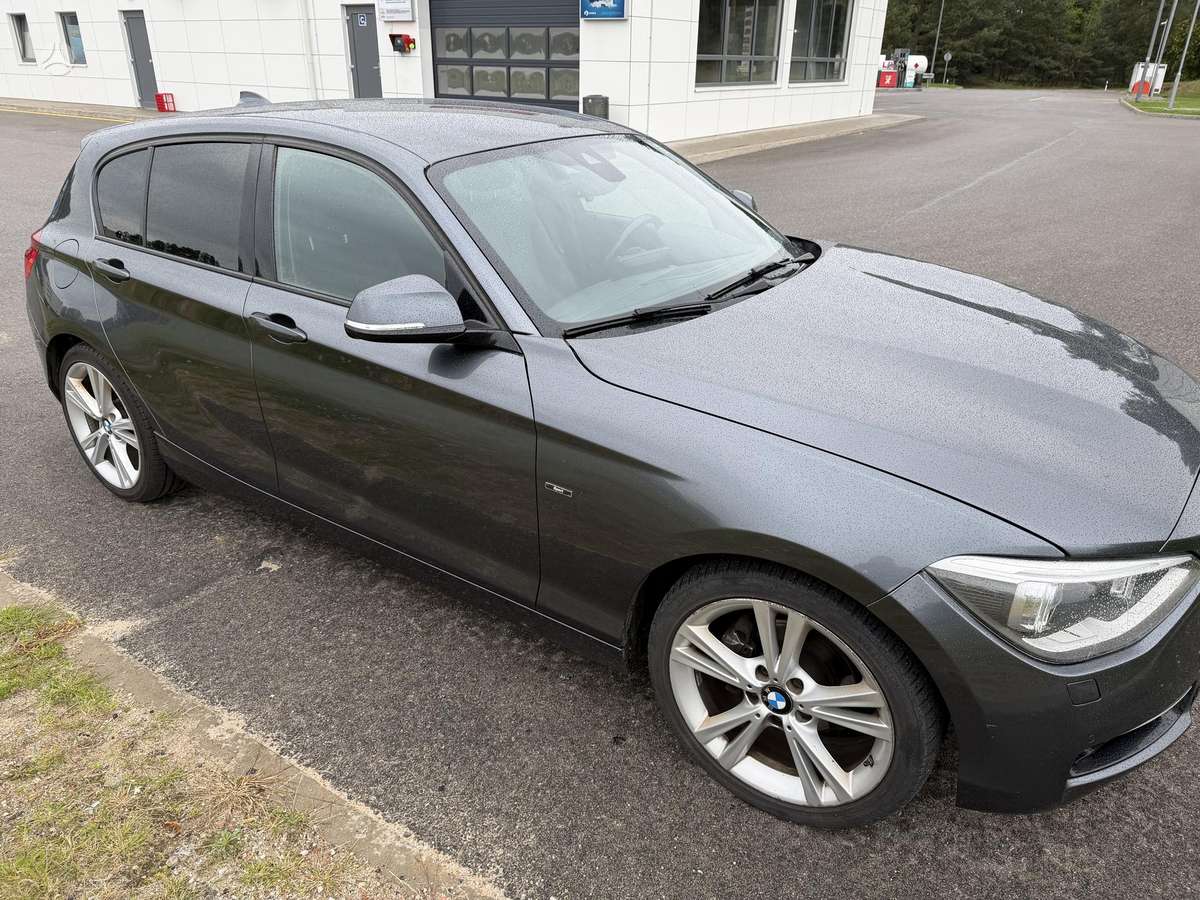 BMW 118 - 1