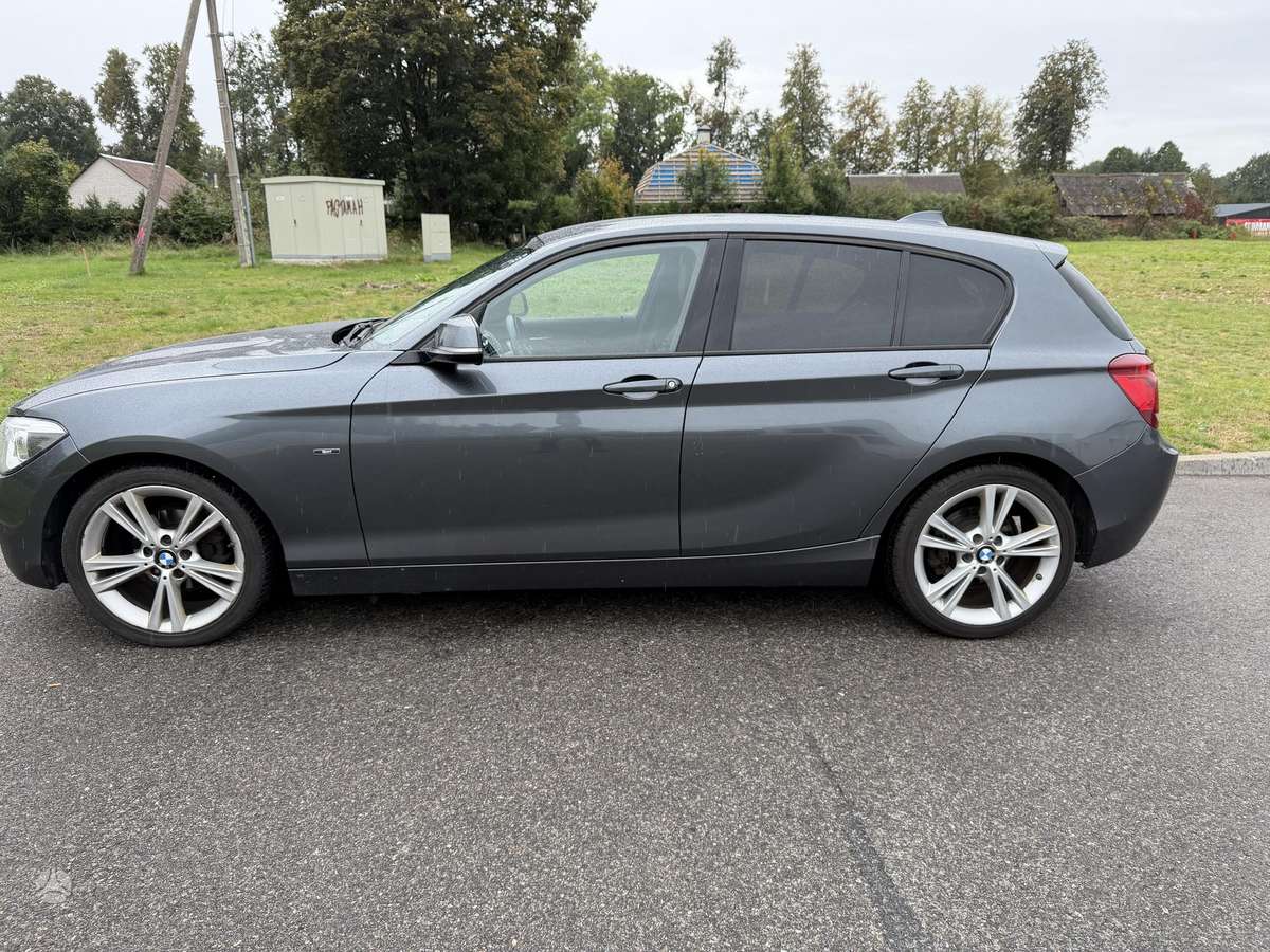 BMW 118 - 10