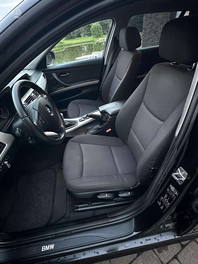 BMW 318, 2.0 l., wagon