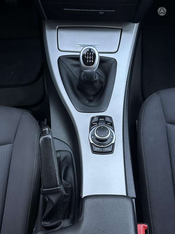 BMW 318, 2.0 l., wagon