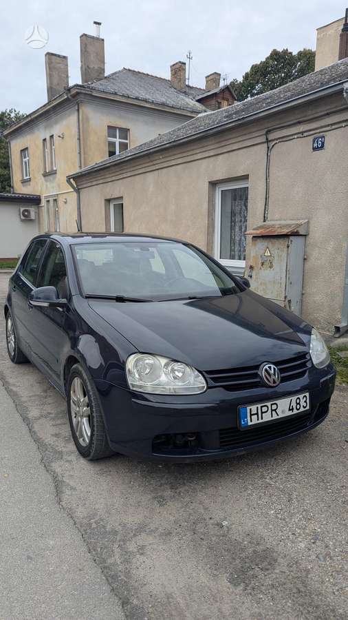 Volkswagen Golf - 4