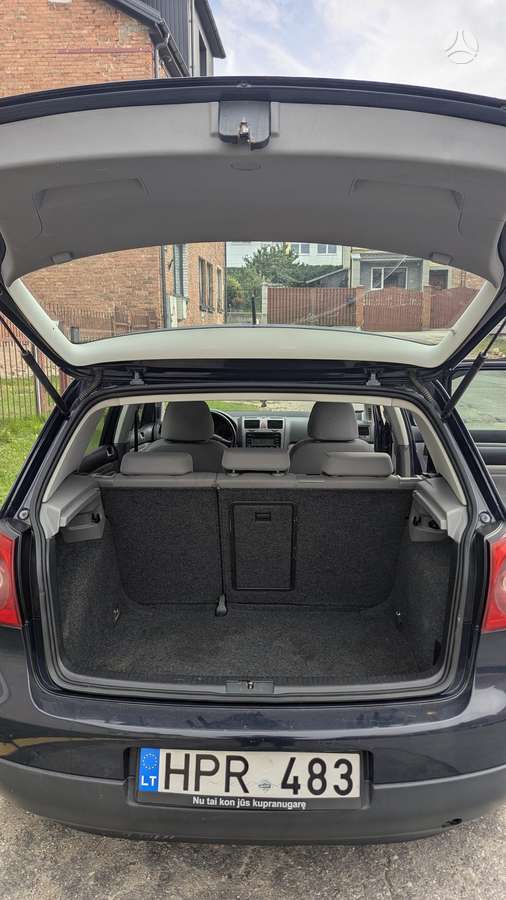 Volkswagen Golf - 9