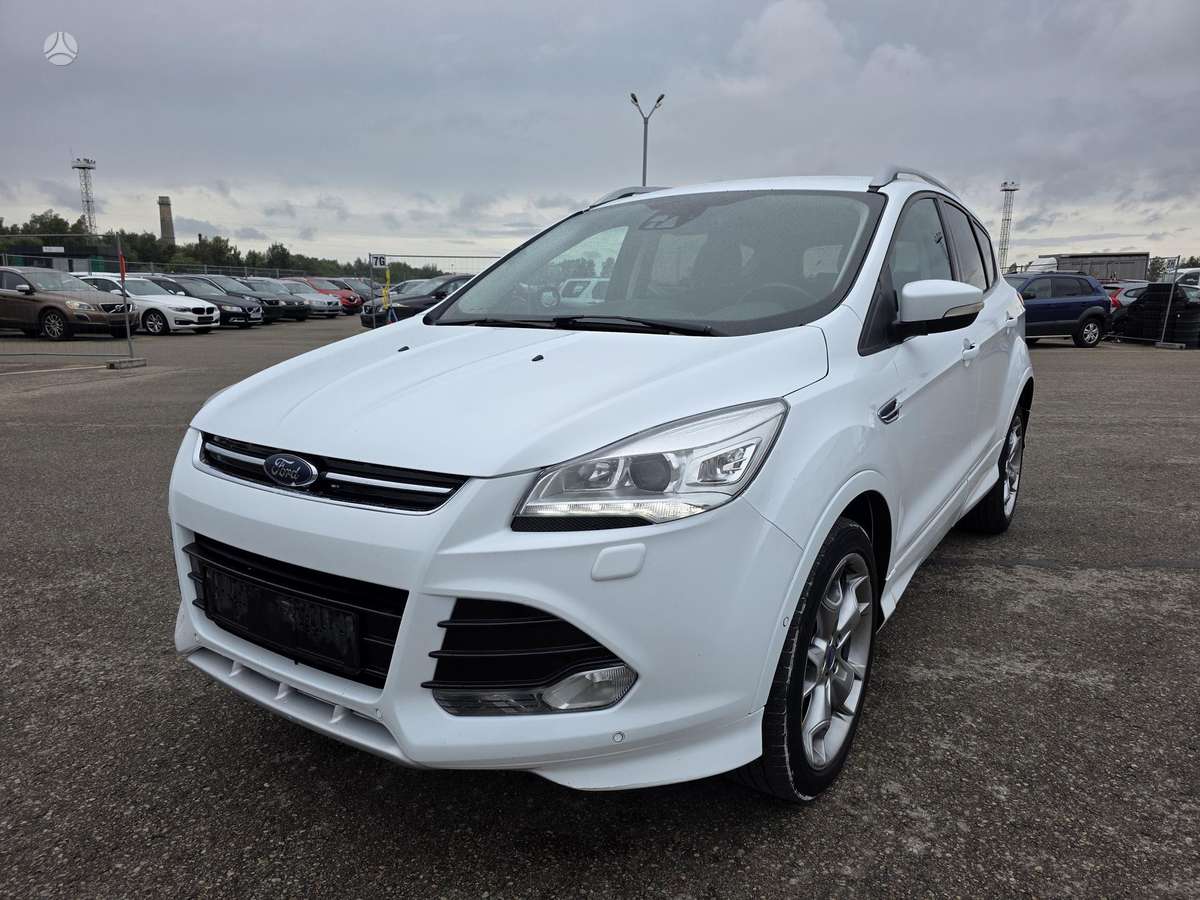 Ford Kuga - 1
