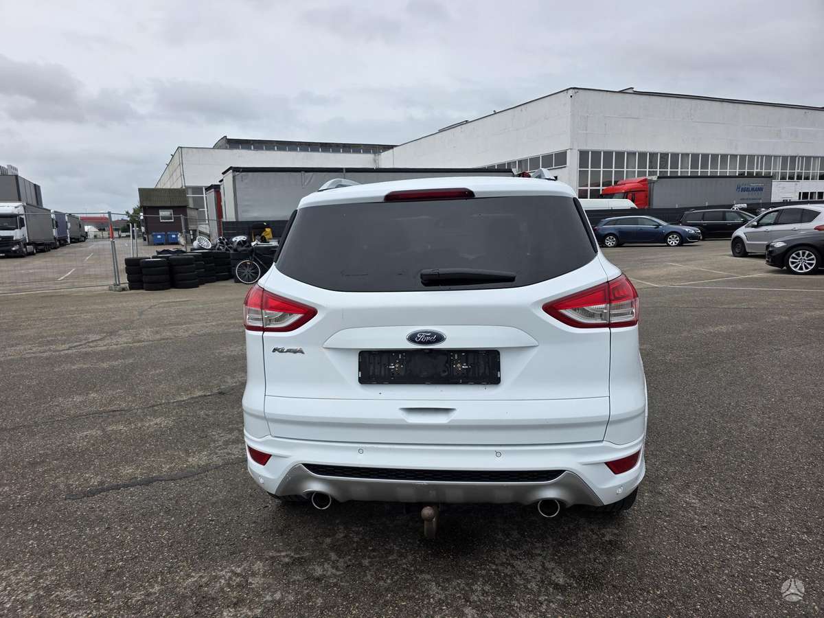 Ford Kuga - 9