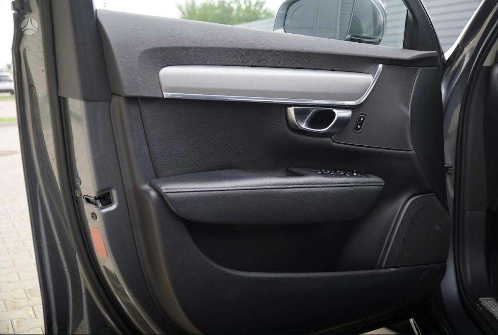 Volvo V90 - 8