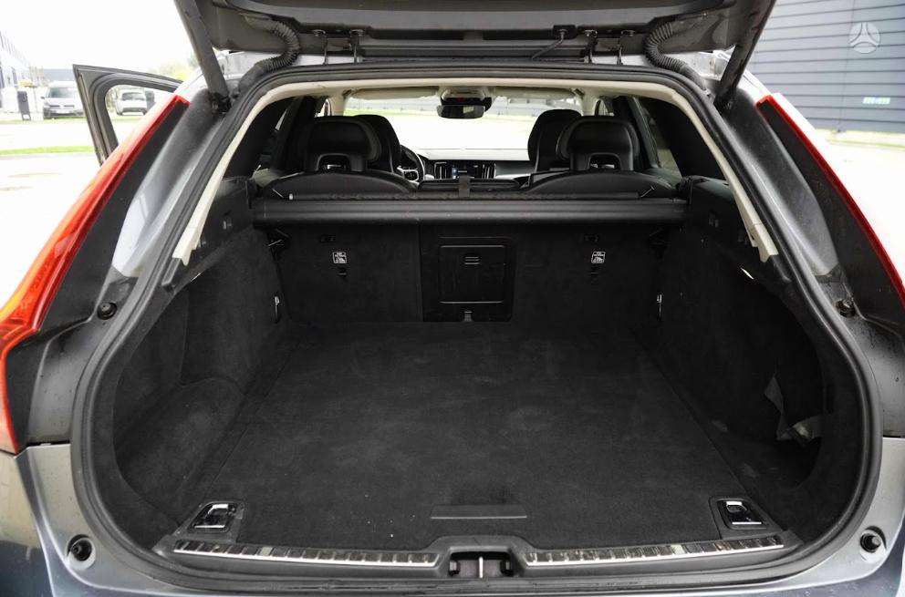 Volvo V90 - 11