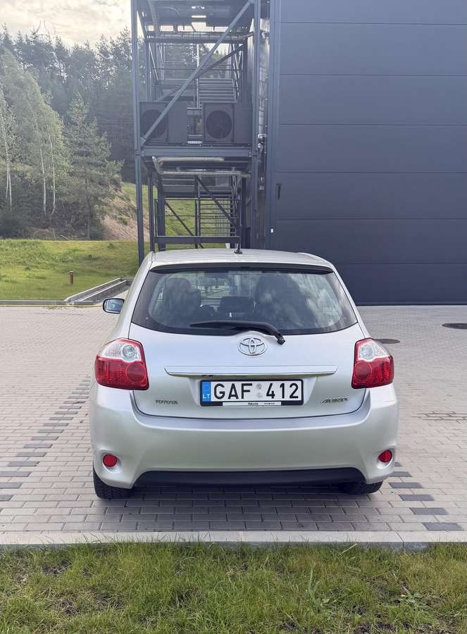 Toyota Auris - 5