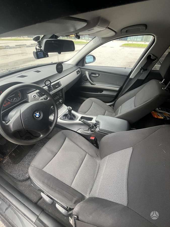 BMW 320 - 5