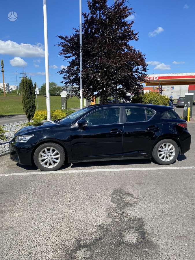 Lexus CT 200h - 2