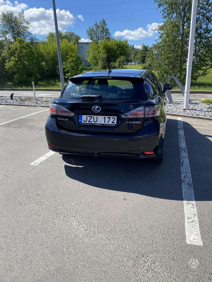Lexus CT 200h - 3