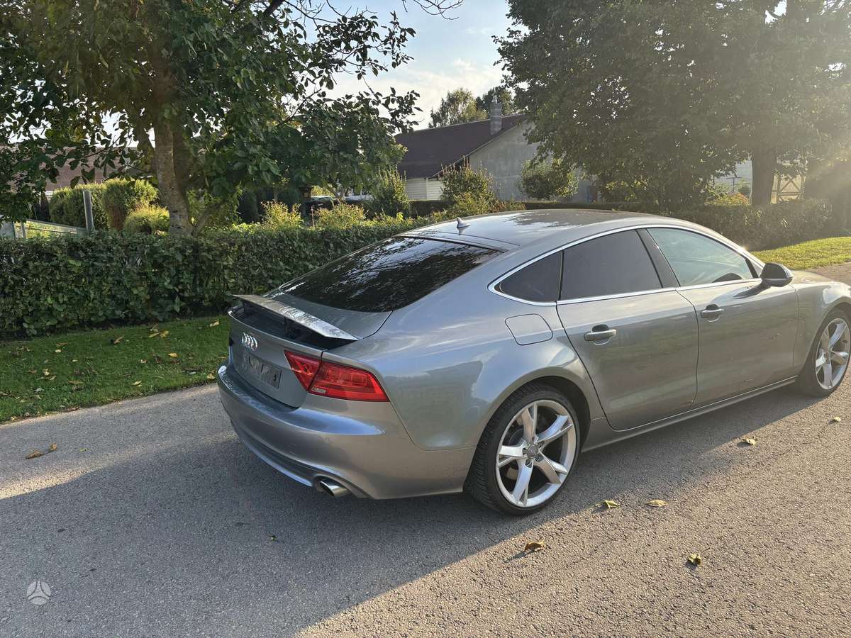 Audi A7 - 5