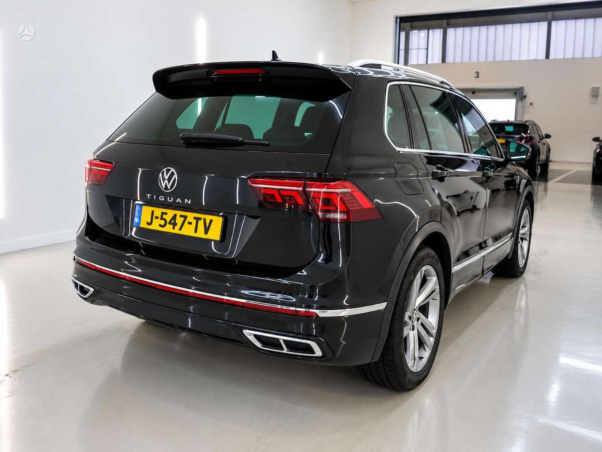 Volkswagen Tiguan - 3