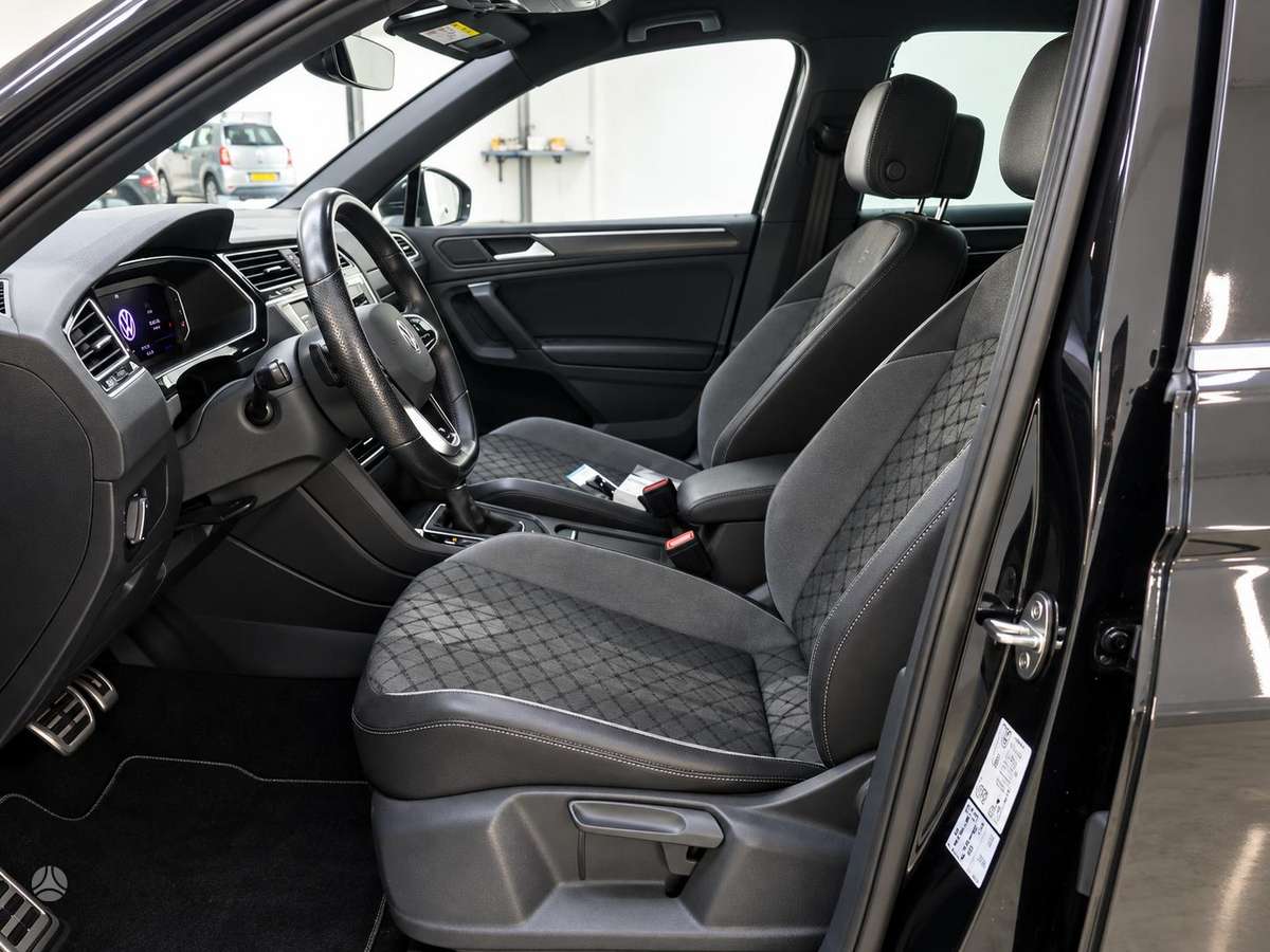 Volkswagen Tiguan - 5