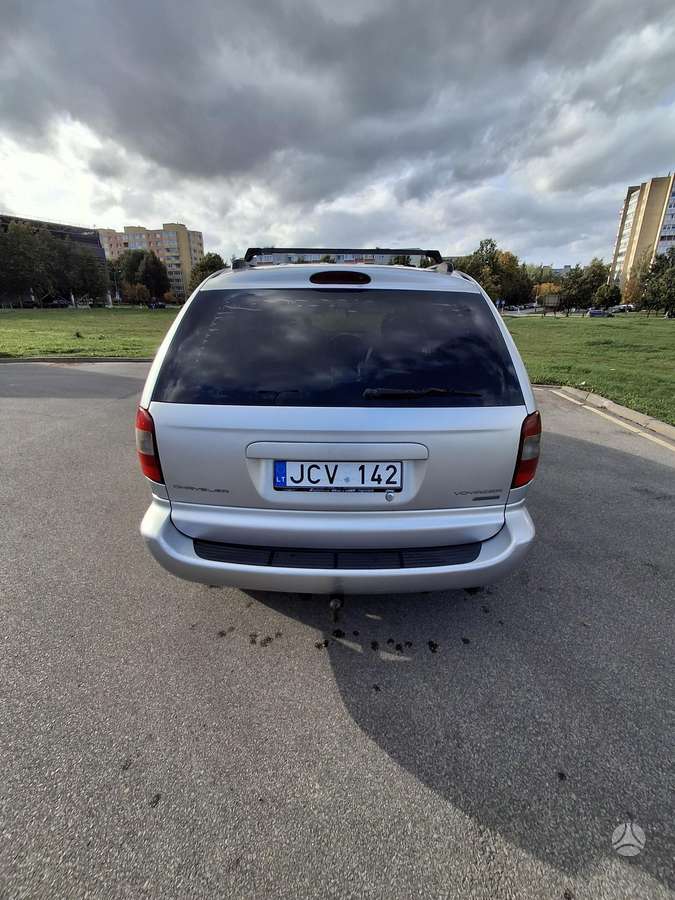 Chrysler Voyager - 4