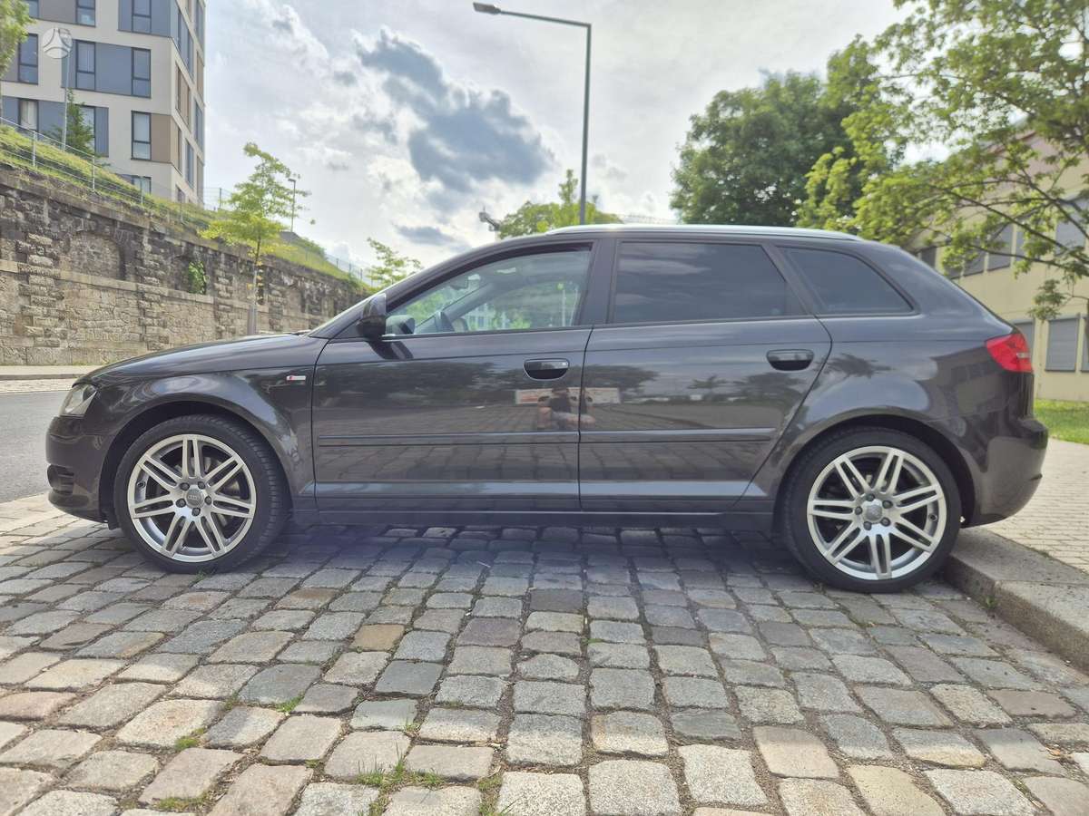 Audi A3 - 8