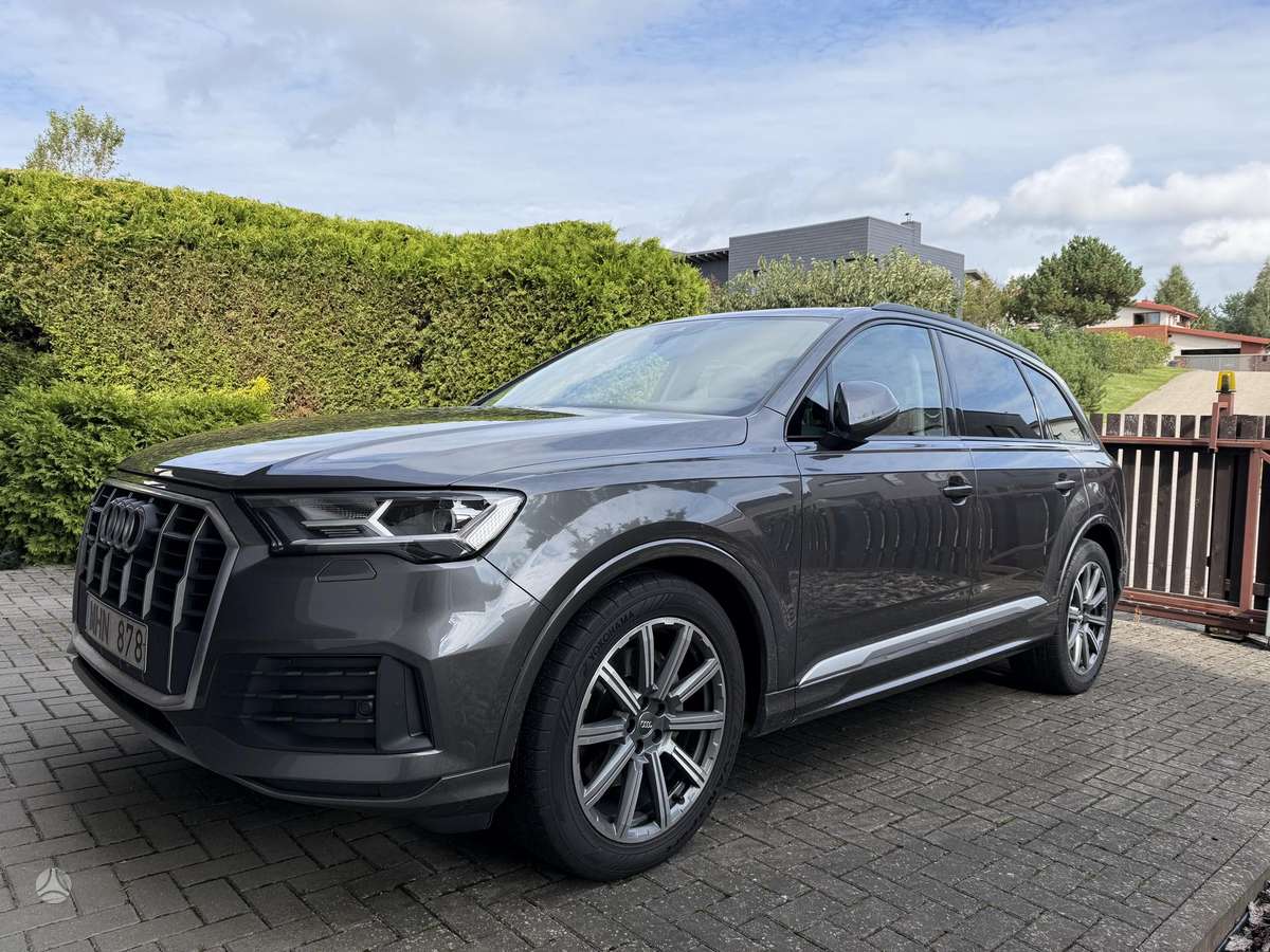 Audi Q7 - 1