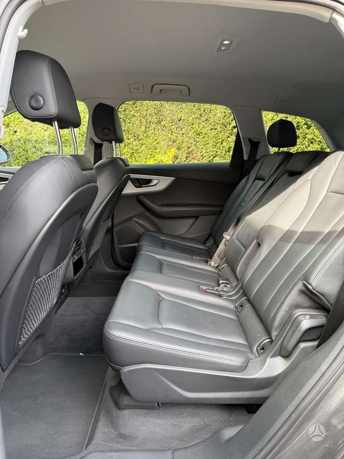 Audi Q7 - 6