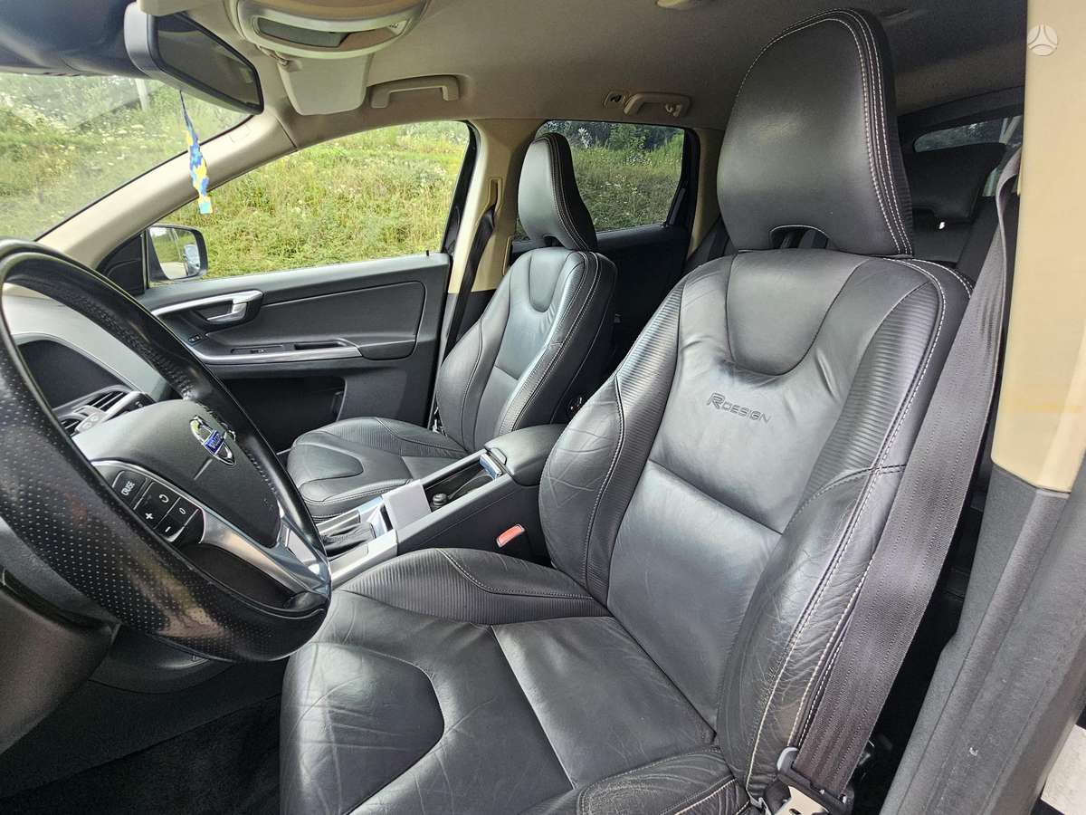 Volvo XC60 - 12