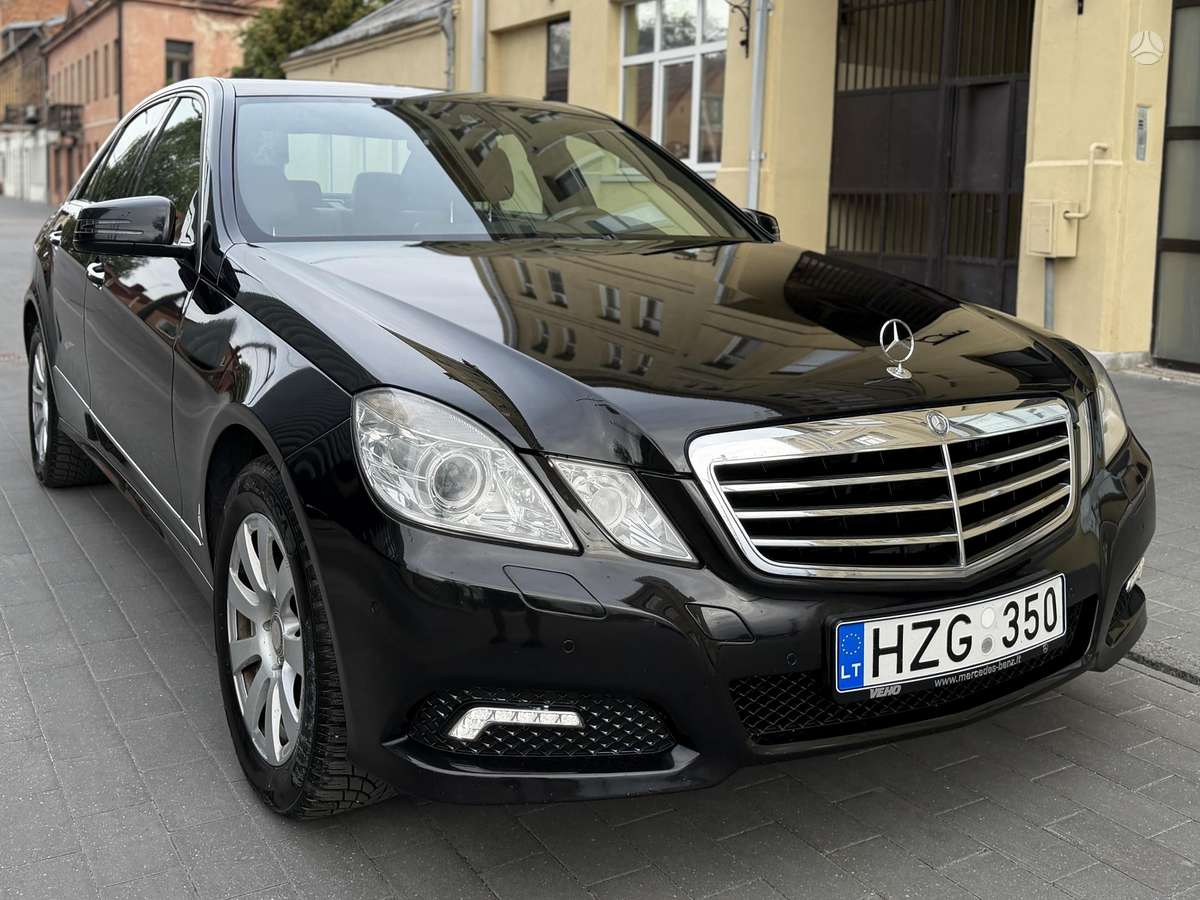 Mercedes-Benz E350 - 7