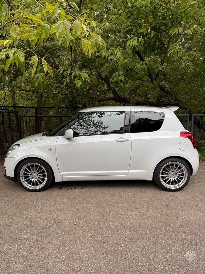 Suzuki Swift - 7