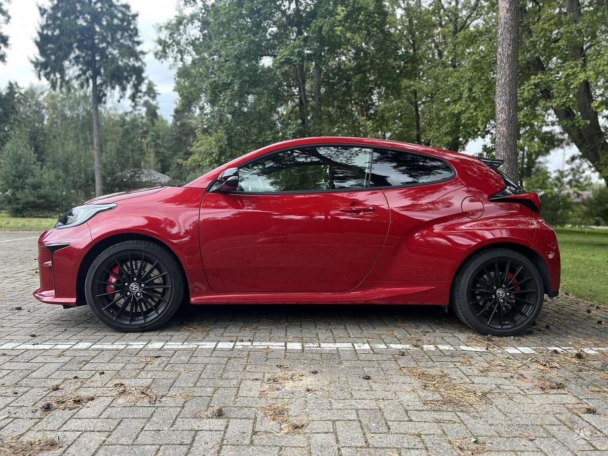Toyota GR Yaris - 12