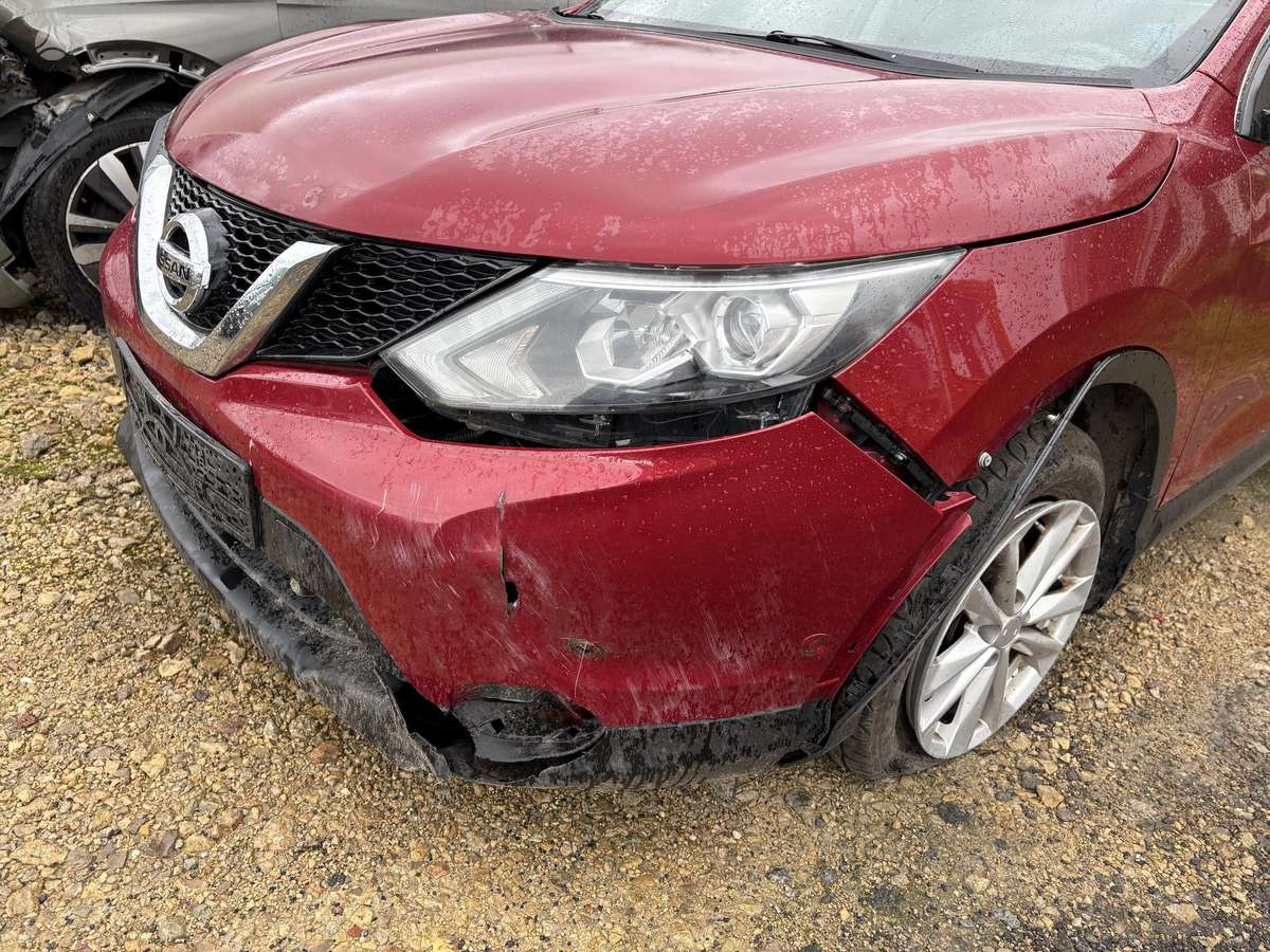 Nissan Qashqai - 12