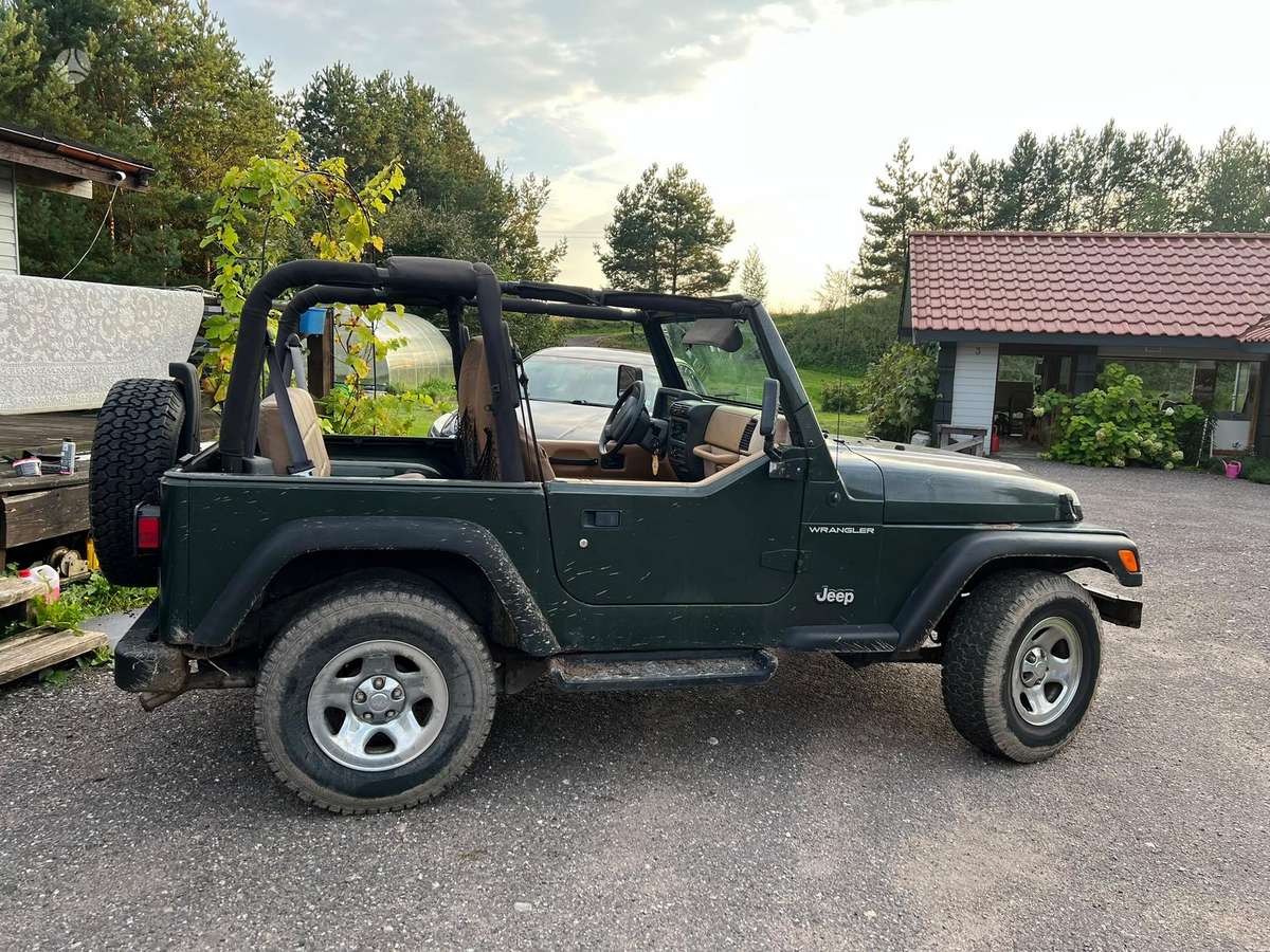 Jeep Wrangler - 5