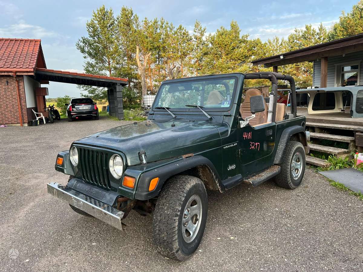 Jeep Wrangler - 8