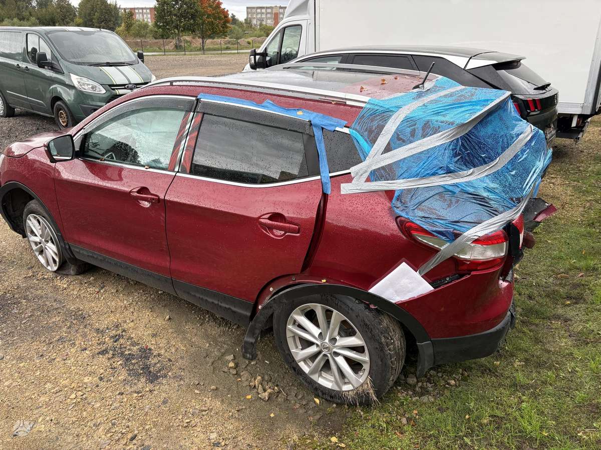 Nissan Qashqai - 5