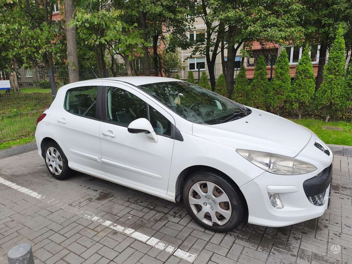 Peugeot 308 - 1