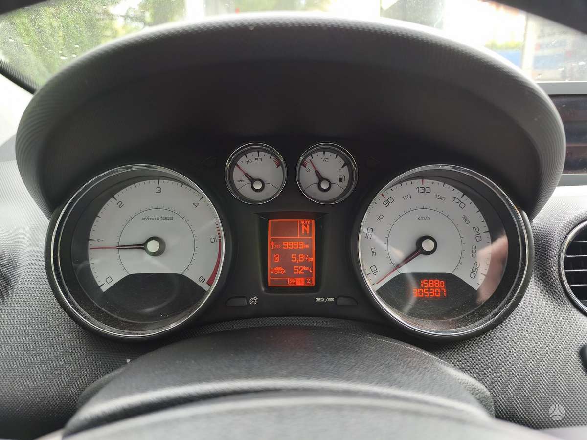 Peugeot 308 - 3