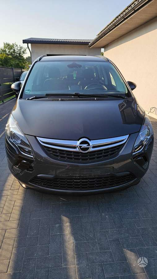Opel Zafira Tourer - 5