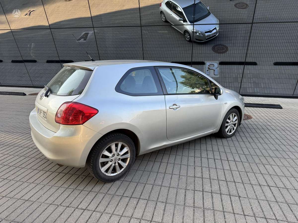 Toyota Auris - 5