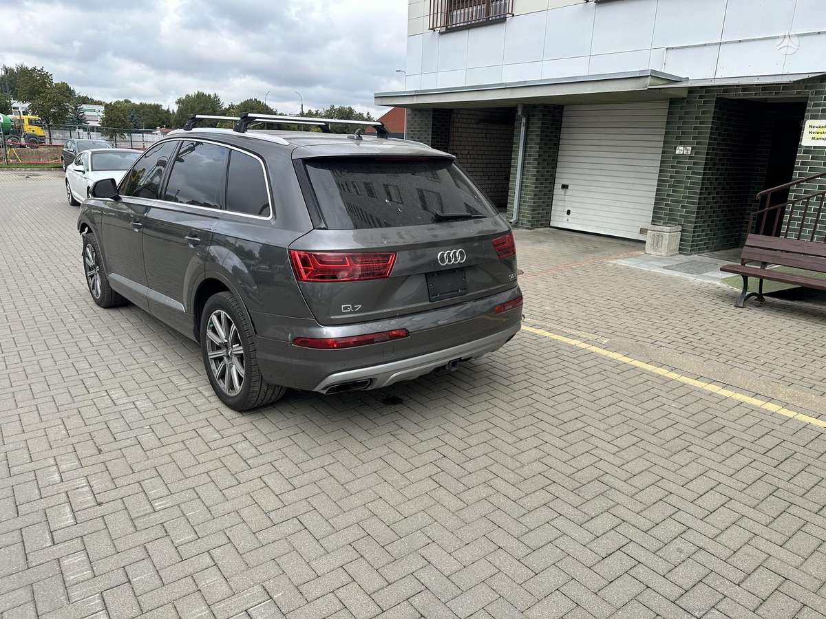 Audi Q7 - 2