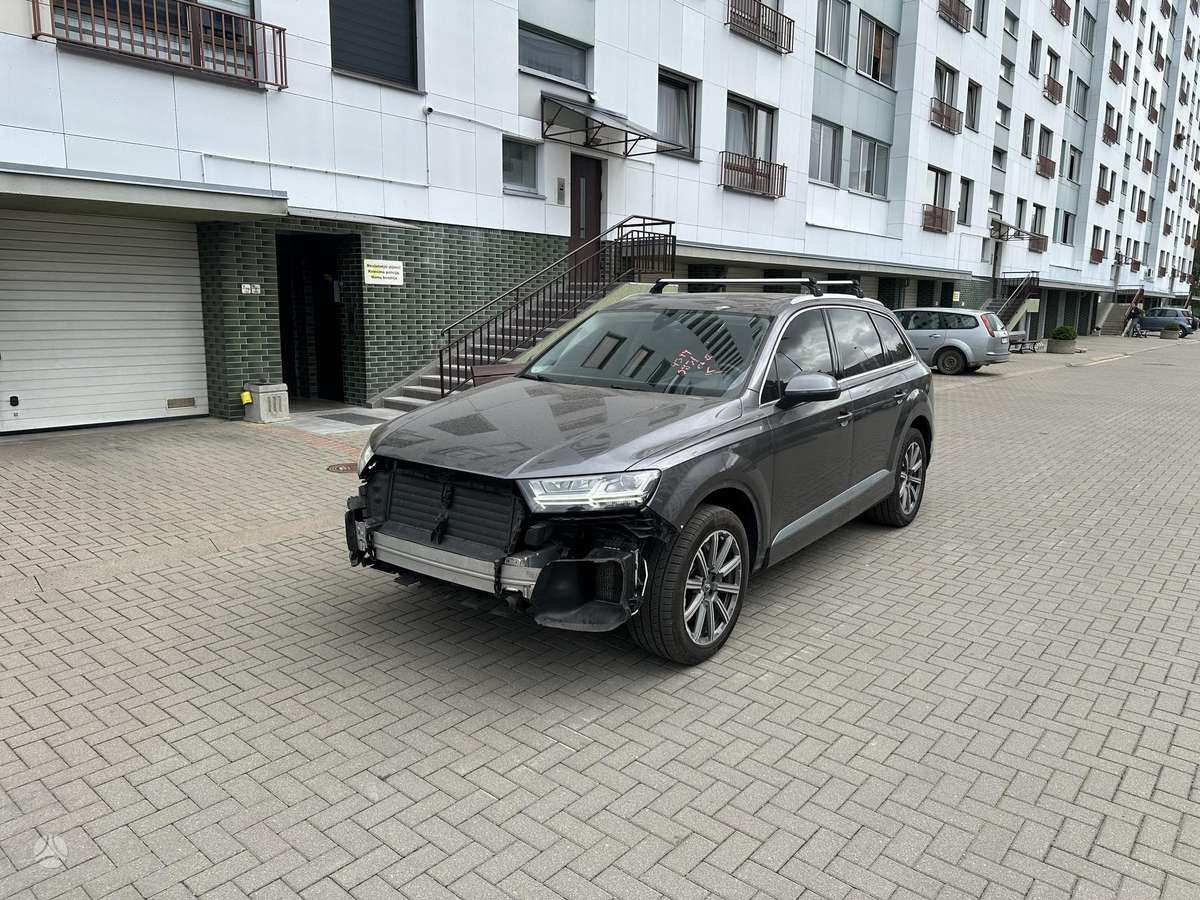 Audi Q7 - 6