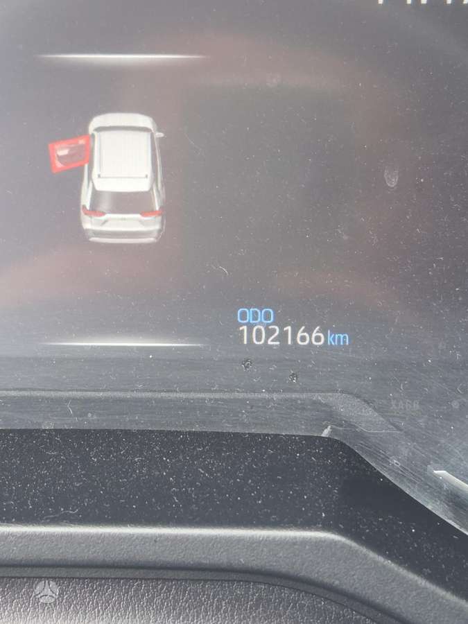 Toyota RAV4 - 8