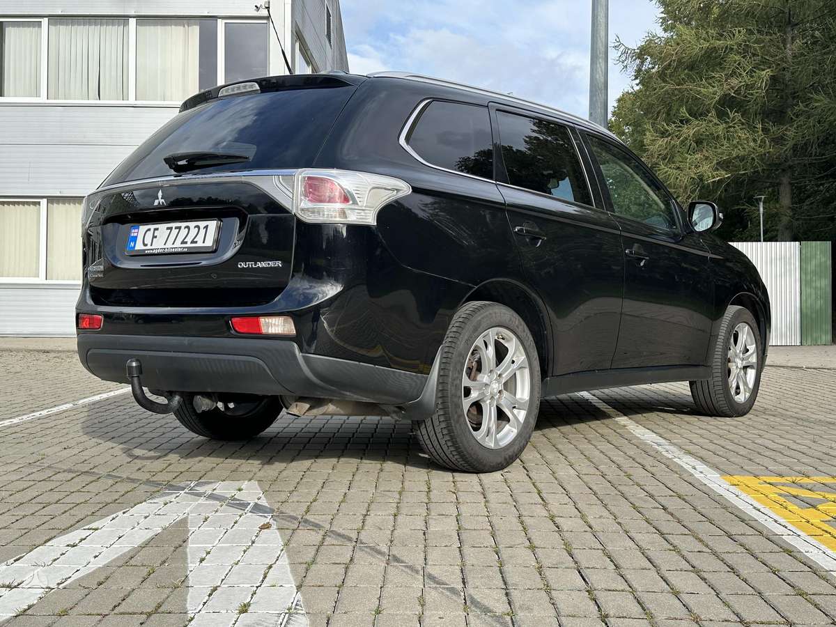 Mitsubishi Outlander - 6