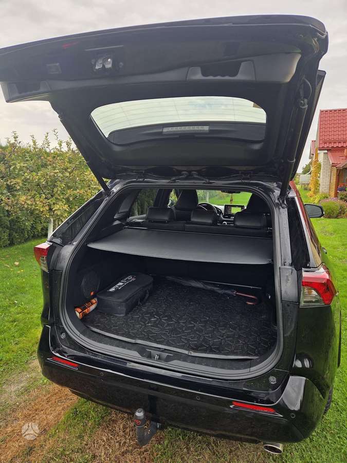Toyota RAV4 - 12
