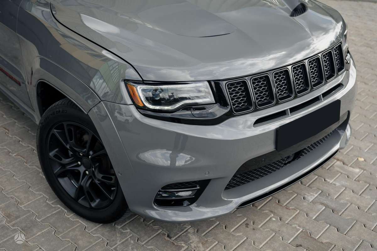 Jeep Grand Cherokee - 2