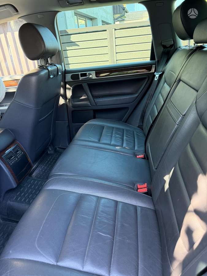 Volkswagen Touareg - 9