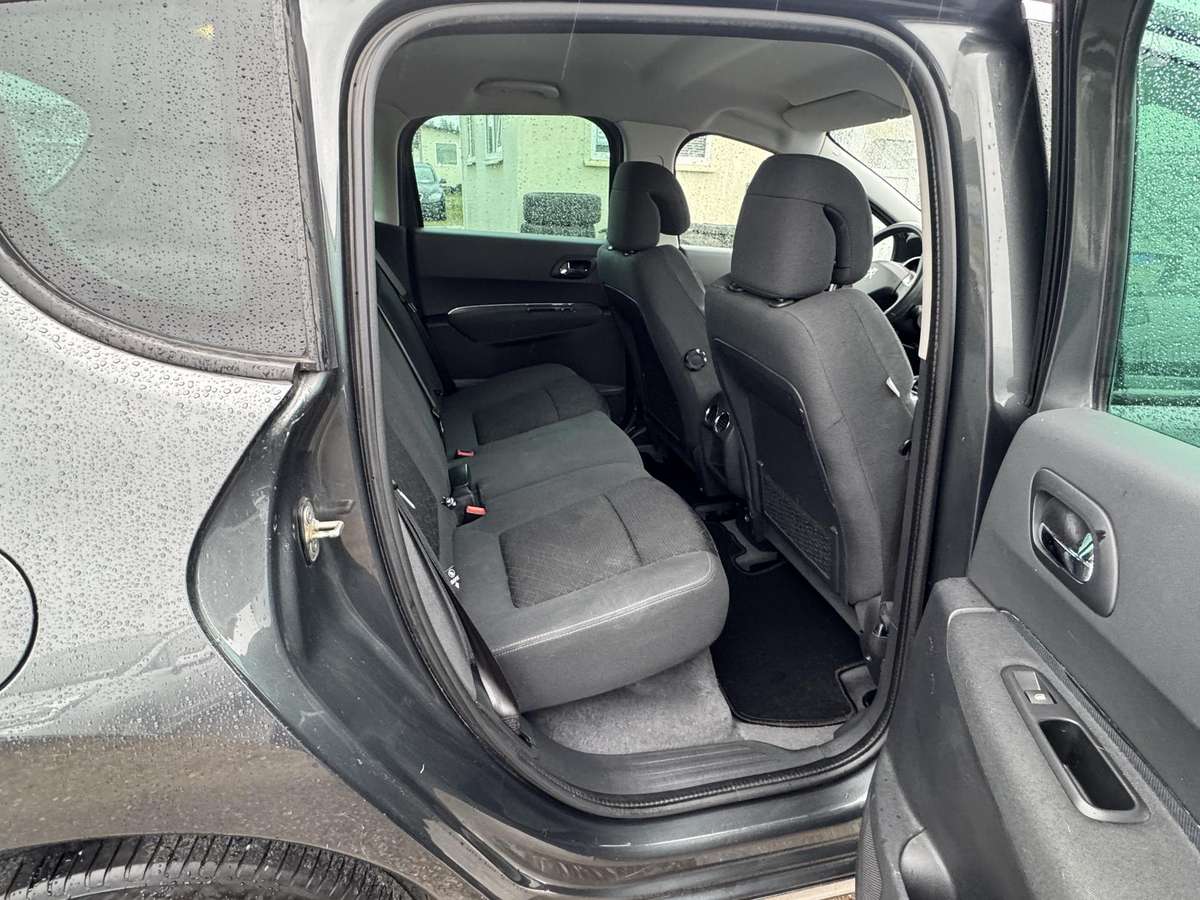 Peugeot 3008 - 9